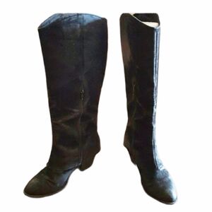 Pop - Y2K Distressed Faux Suede Knee High Boots‎